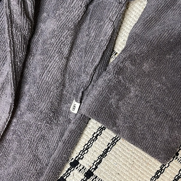 Ugh terry robe - Picture 3 of 5